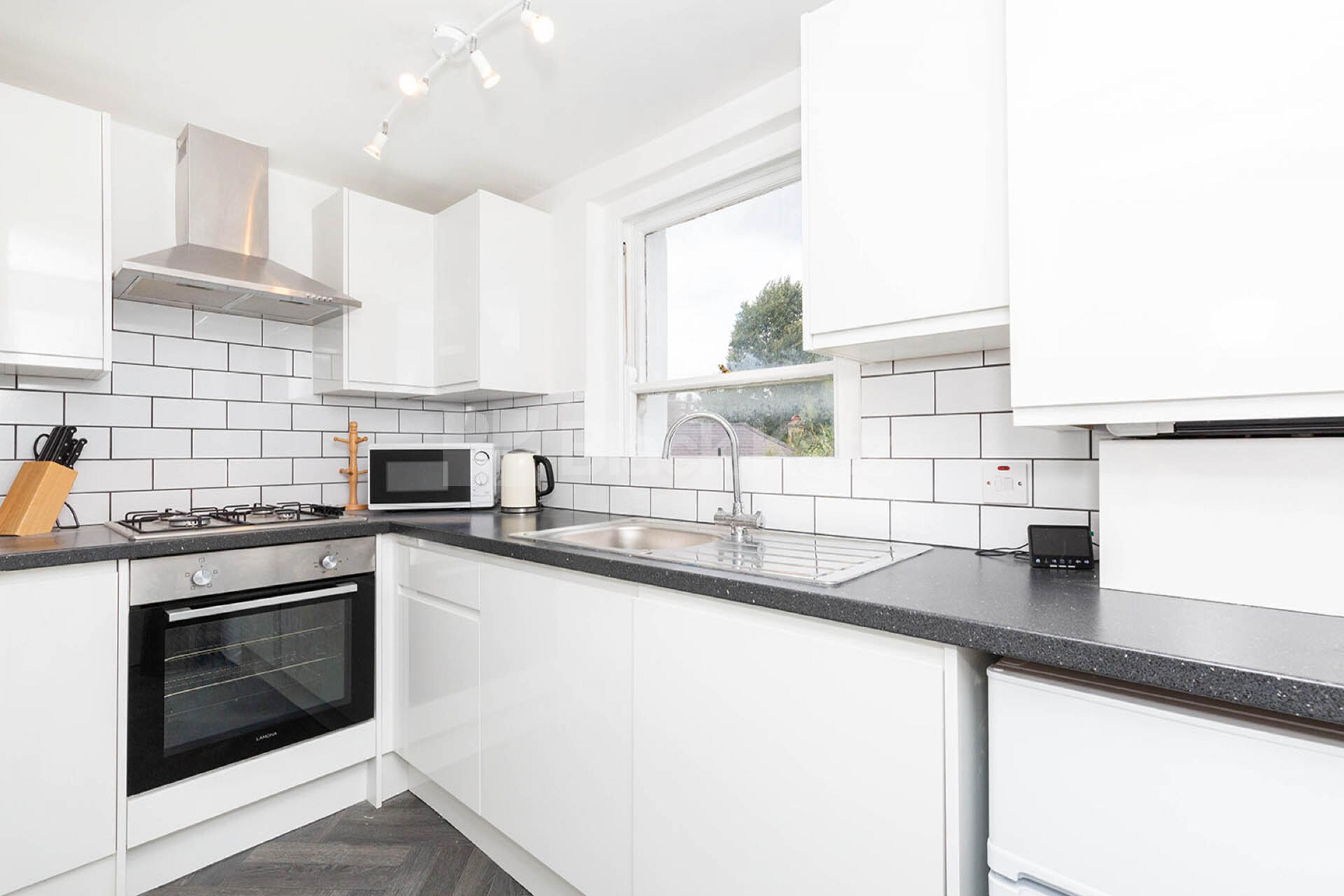 Modern refurbished 1 double bedroom property in De Beauvoir Town New North Road, De Beauvoir Town n1